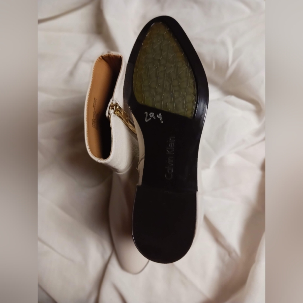 Calvin Klein Finius Flatboot - Picture 7 of 8